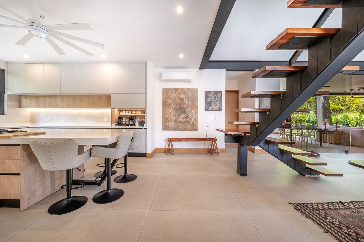 Casa Canto del Agua | Luxury 7-Bedroom Villa with Two Guest Apartments in Hacienda Pinilla’s Reserva de Golf