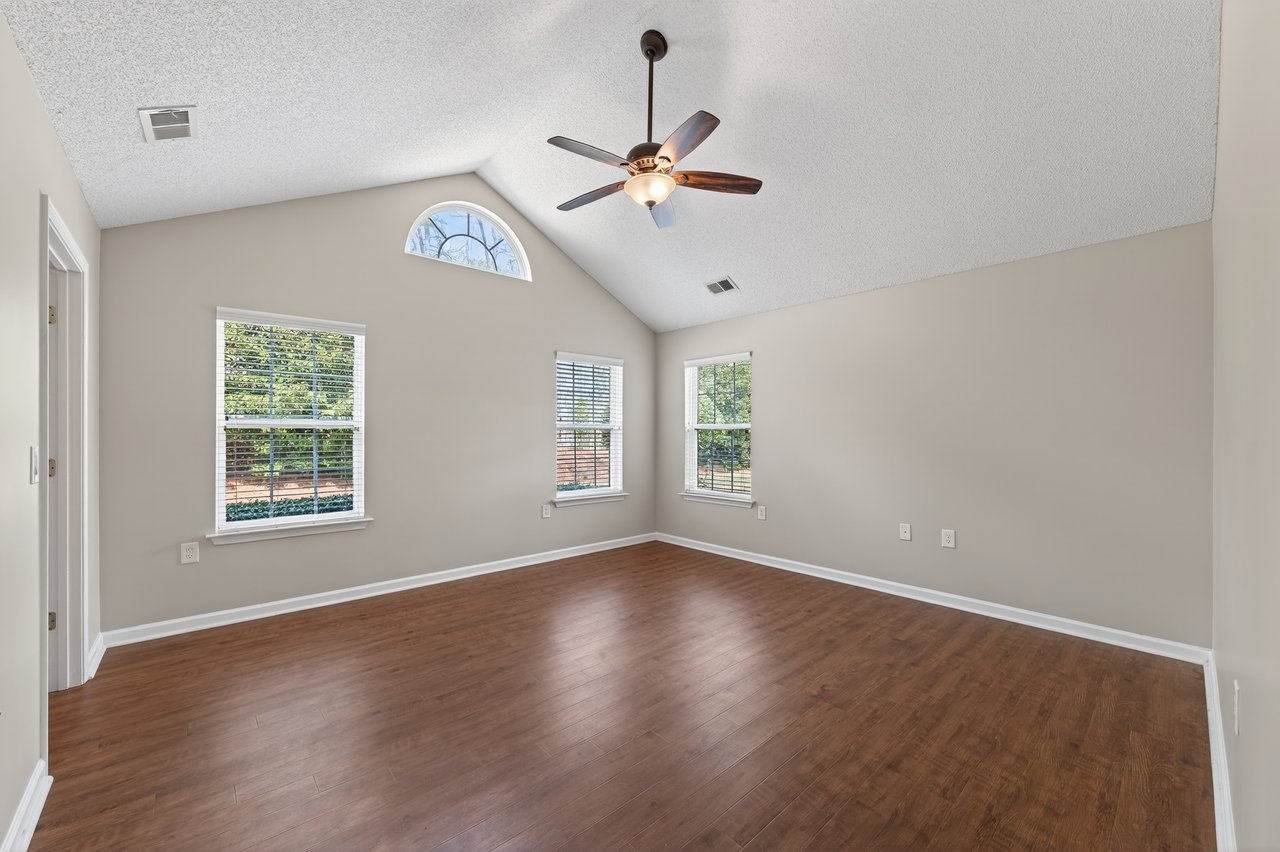 1200 Sweet Apple Circle