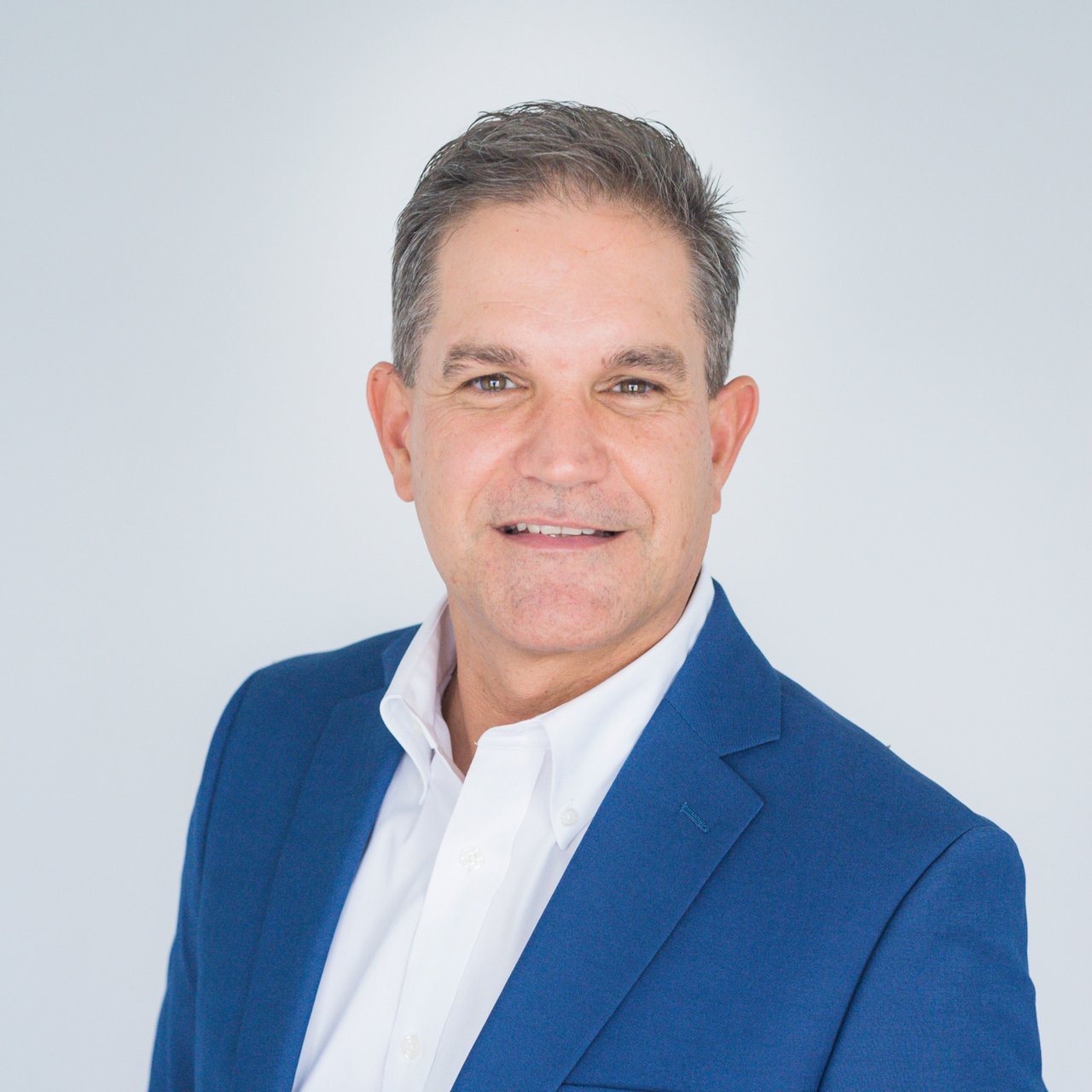 Phil Bremer Edina, MN Real Estate Agent Headshot