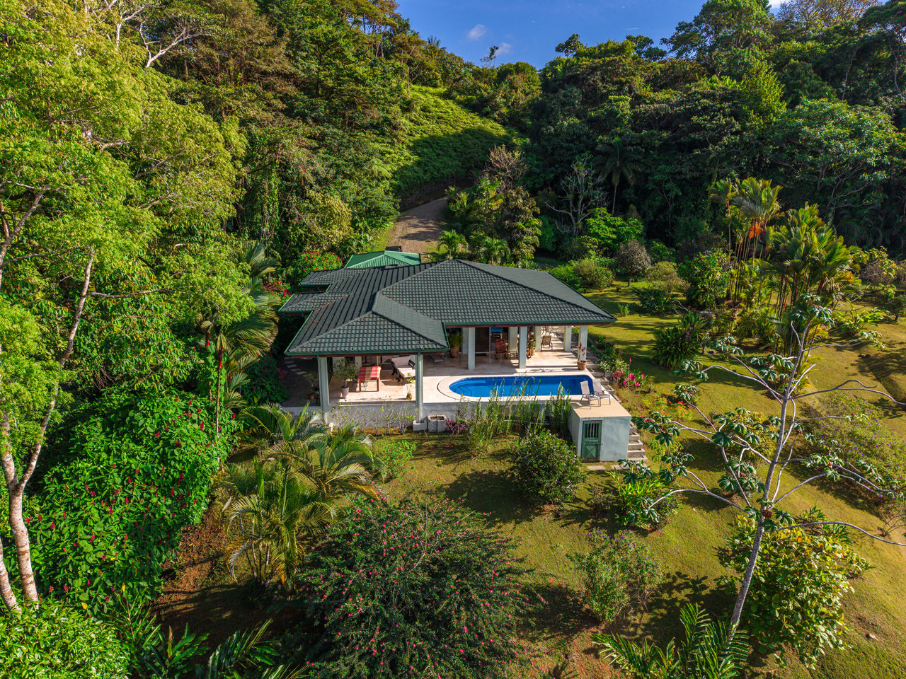 Ultra-Private Whale’s Tail View in Costa Verde Estates