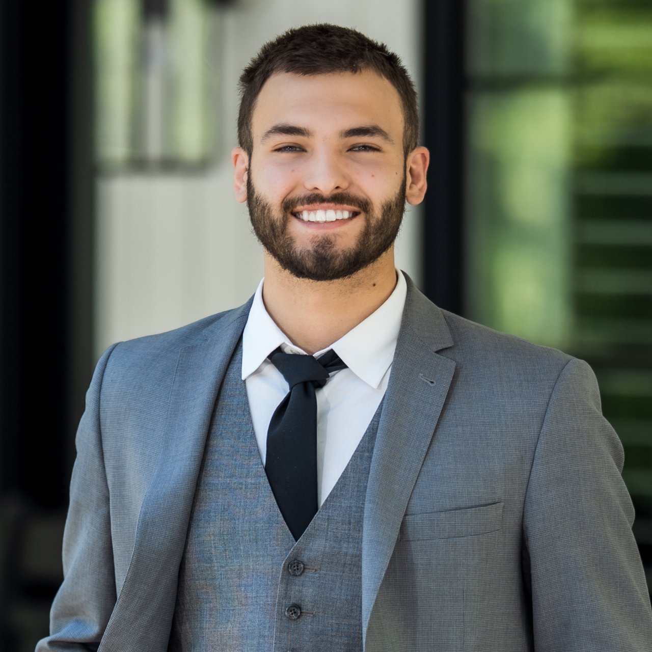 Damien Sanchez Macungie, PA Real Estate Agent Headshot