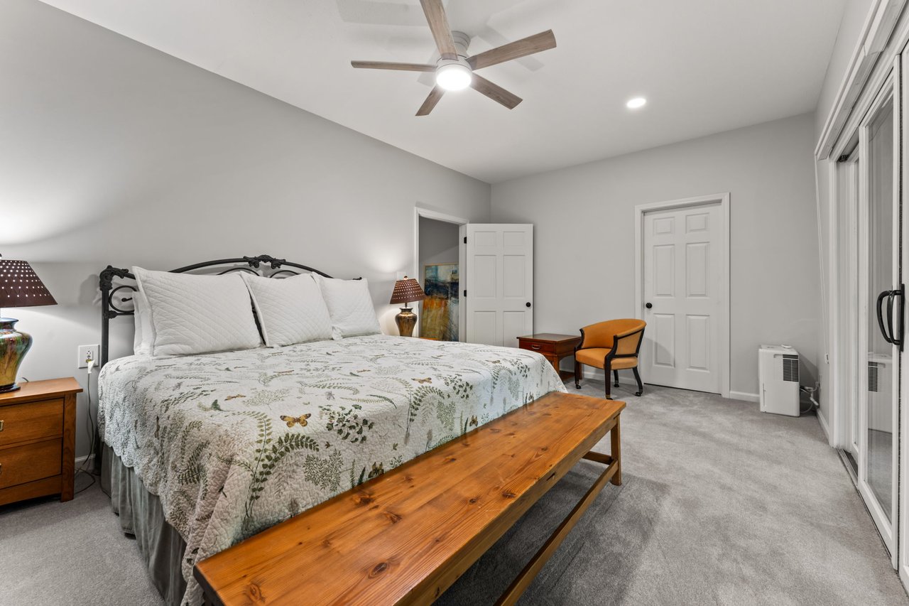 16 Hemlock Way