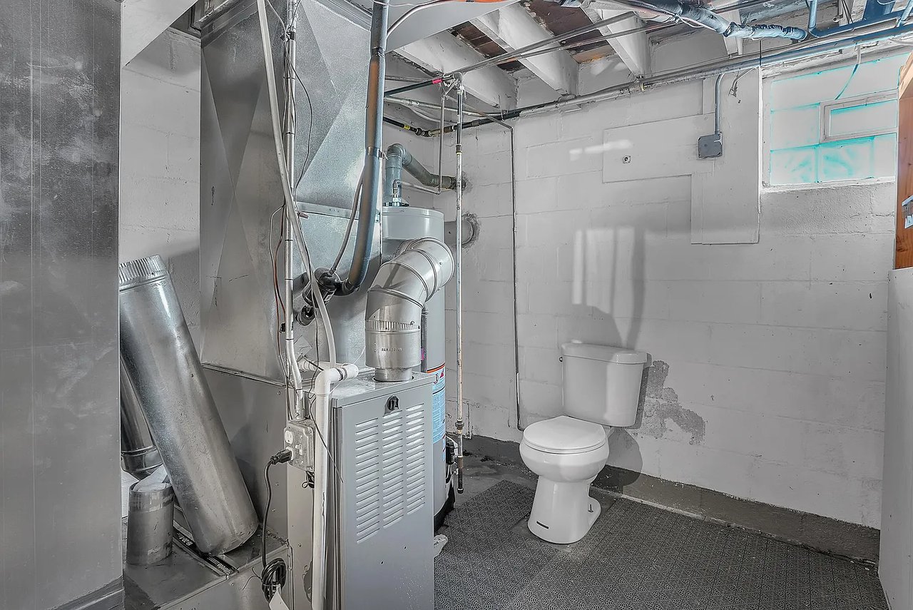 8206-8208 Highland Pl, Munster, IN