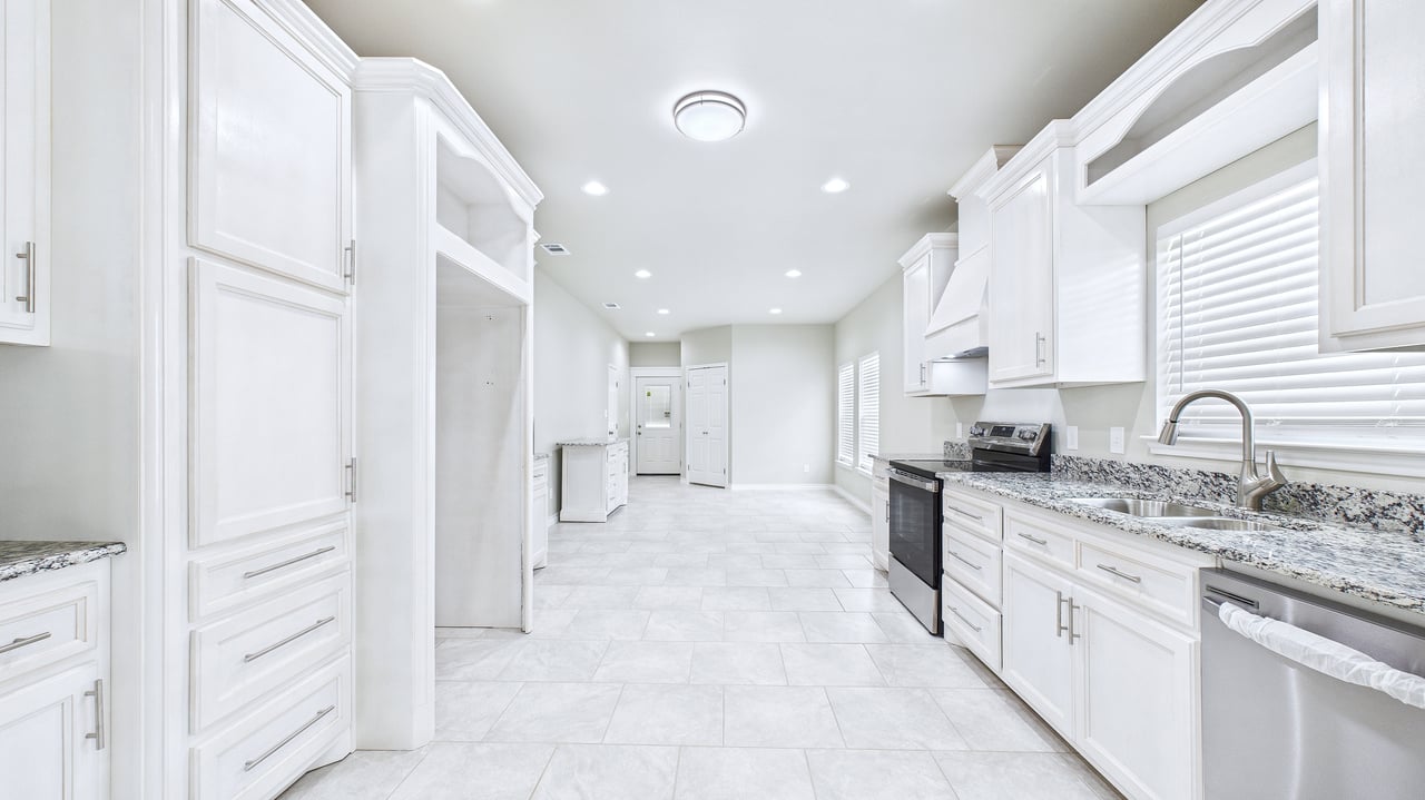 211 W A St