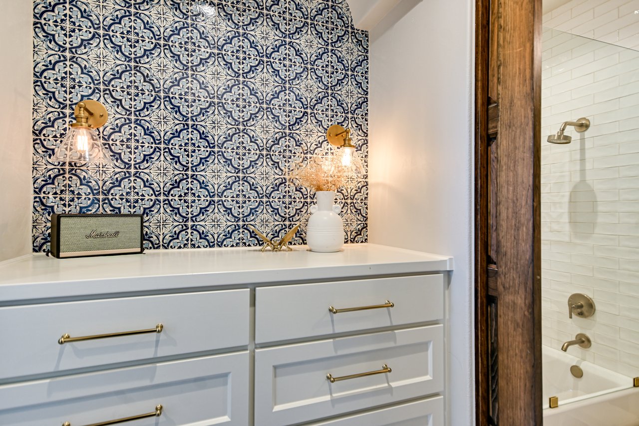 Spanish Oaks Hacienda