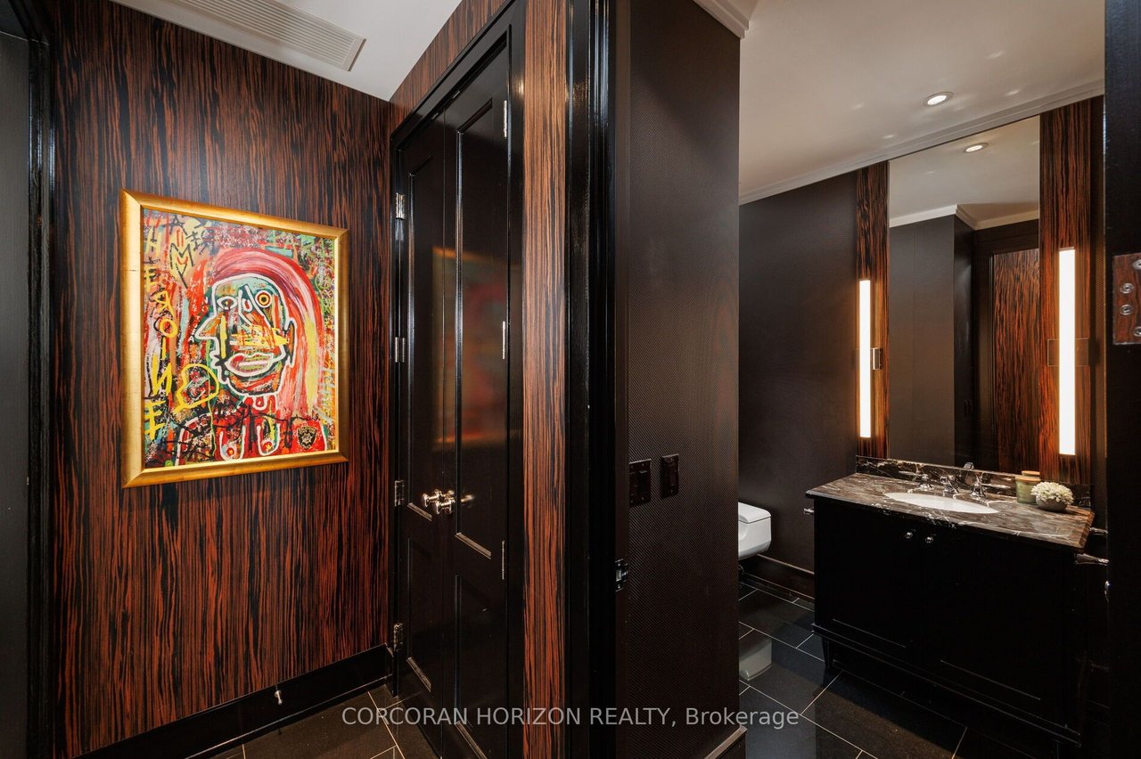 LUXURY AT THE RITZ RESIDENCES