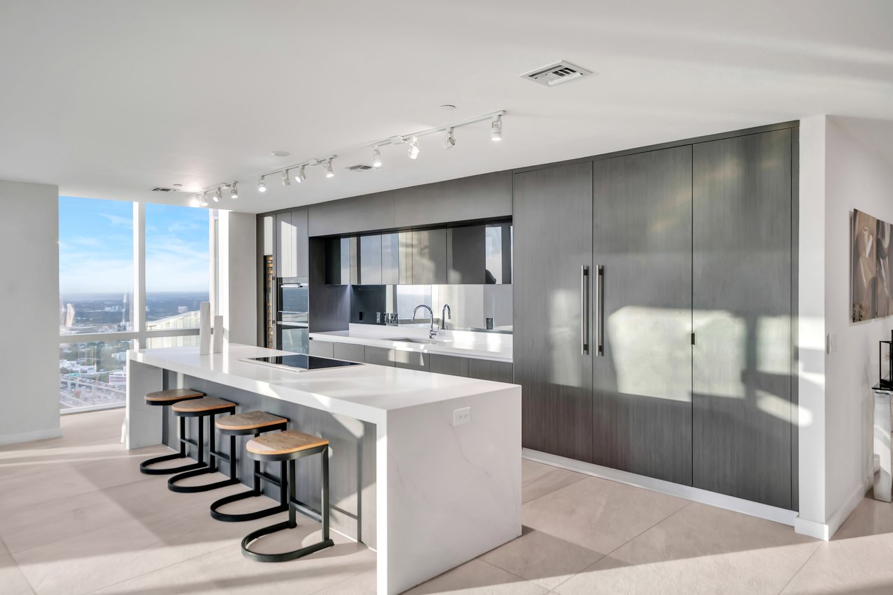 Paramount Miami Worldcenter