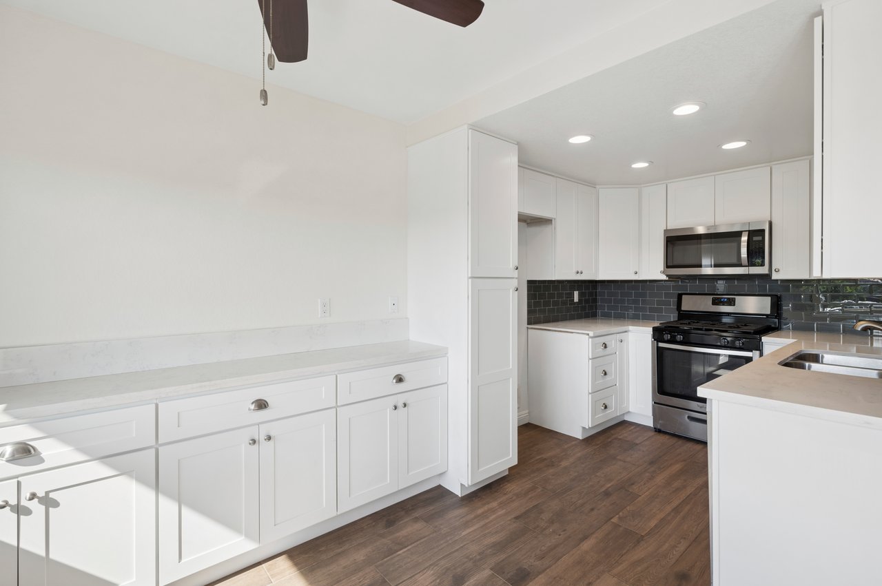 620 N Brea Boulevard 56
