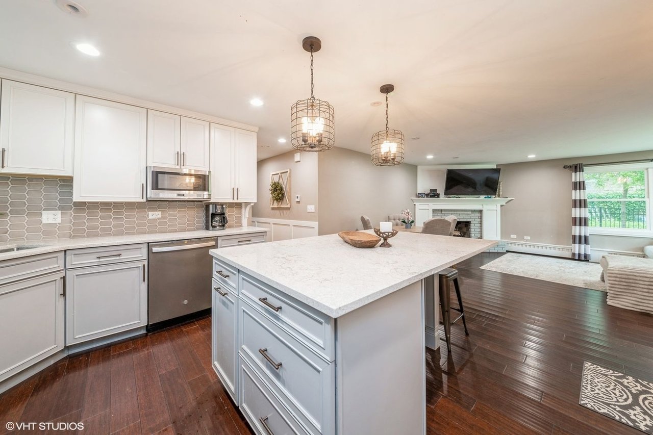 1715 Chesterfield Ave