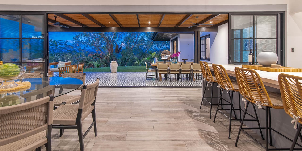 Villa Frangipani / Playa Hermosa, Santiago, Santa Teresa