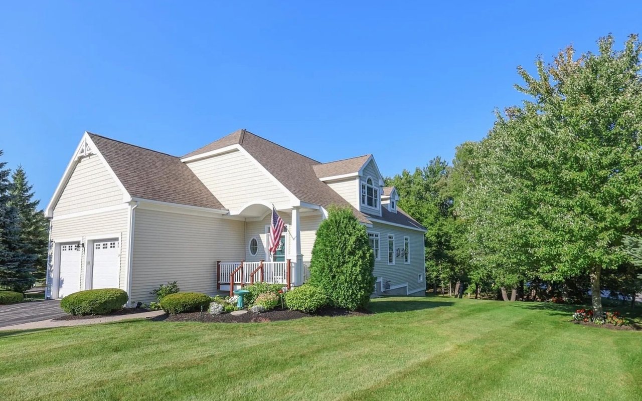 24 Metea Lane, Bedford, NH