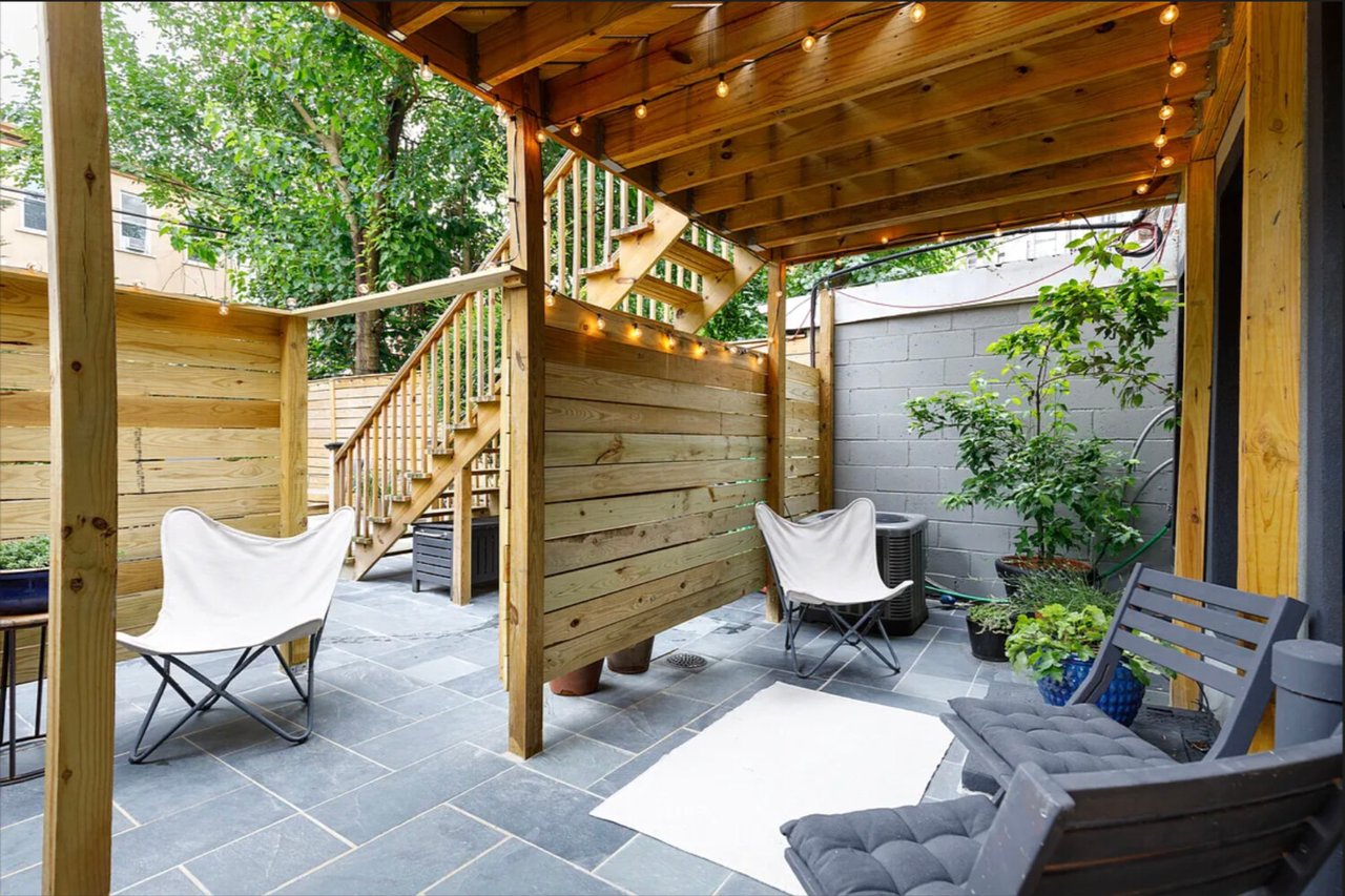 1324 JEFFERSON Avenue