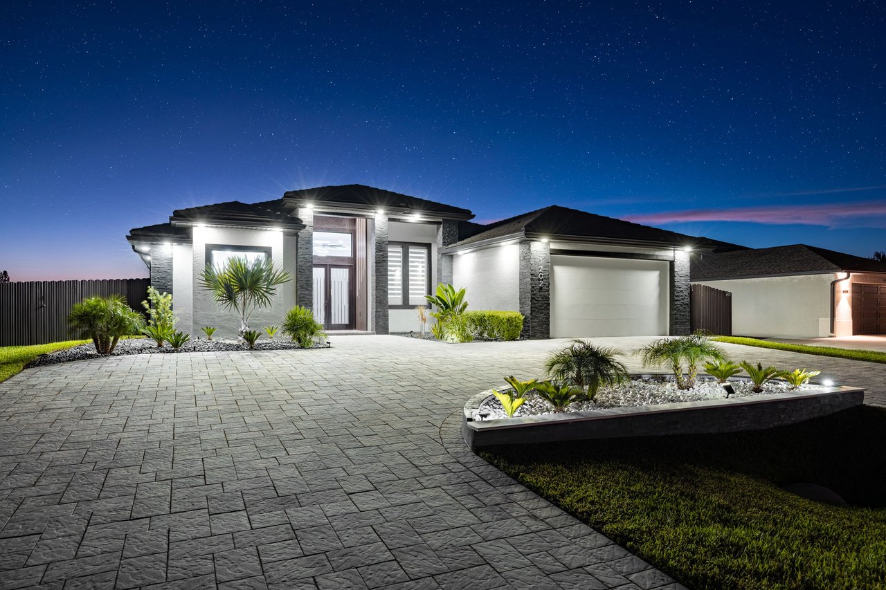 1202 SW 11th PL, Cape Coral, FL 33991
