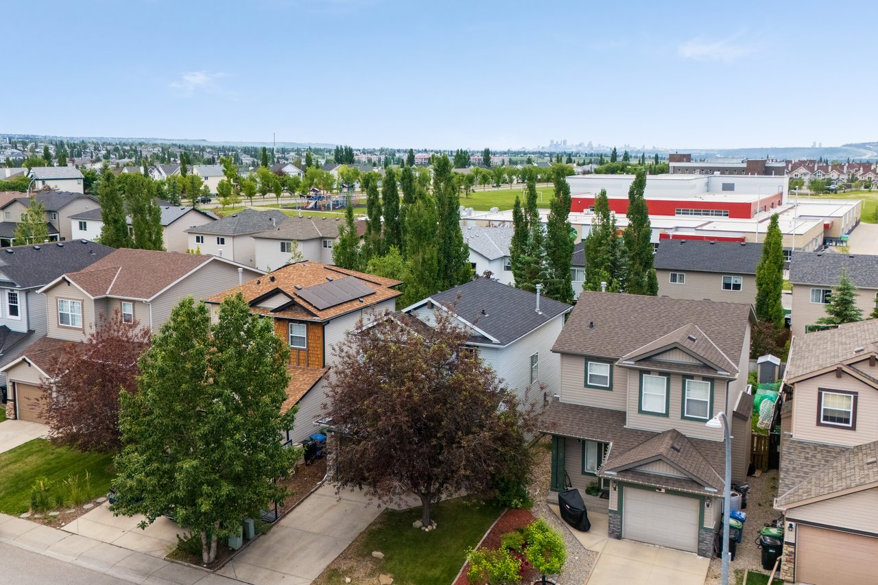 19 Tuscany Ridge Heights NW
