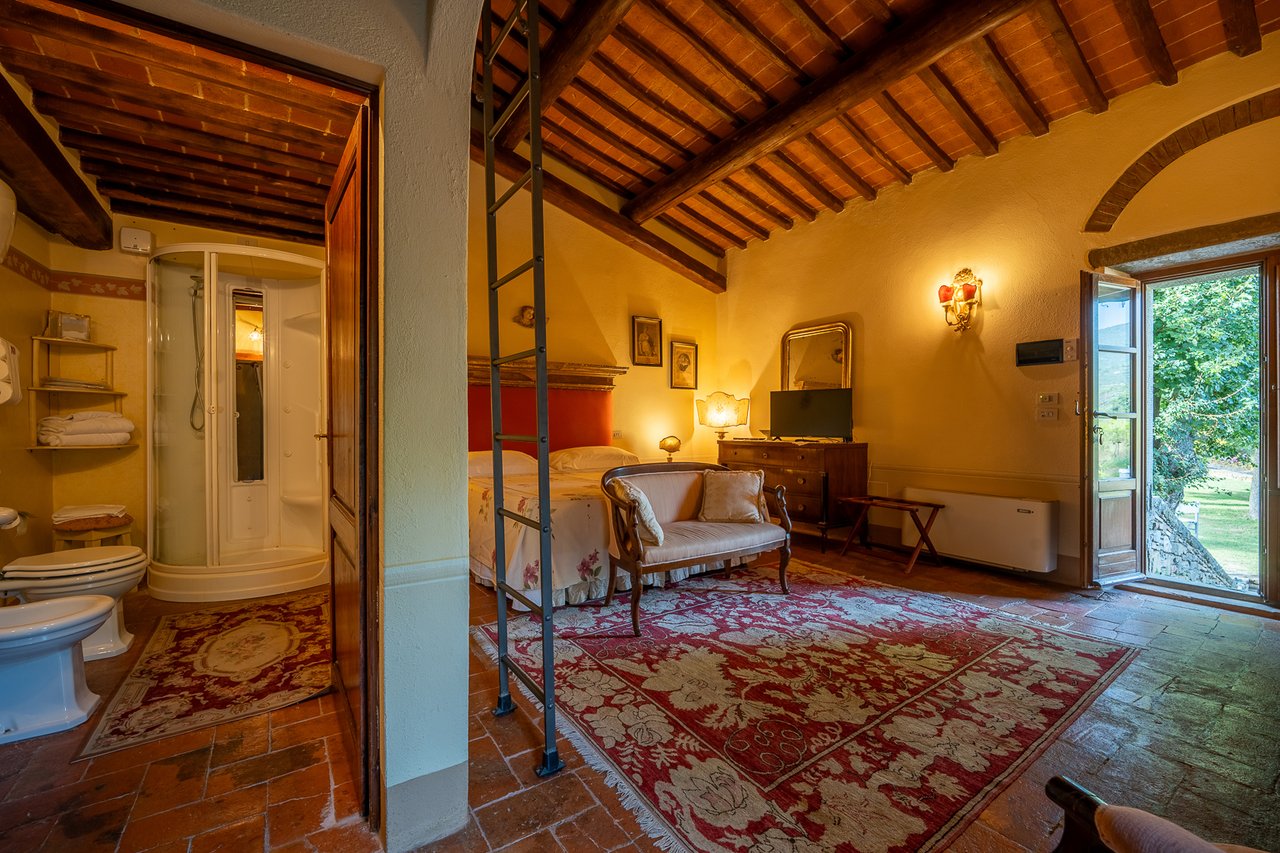 VILLA MECENATE
