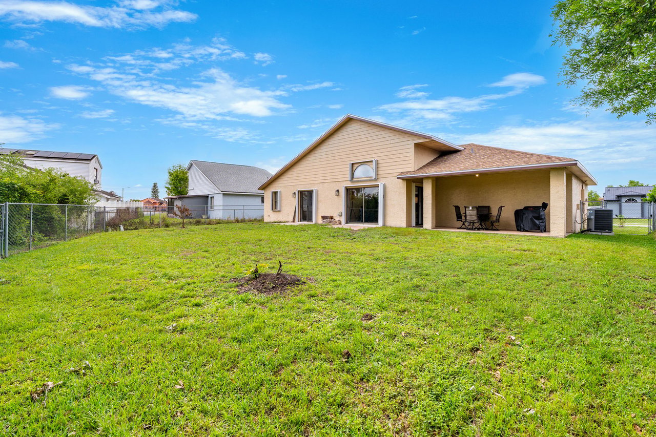 806 VERMONT WOODS LANE