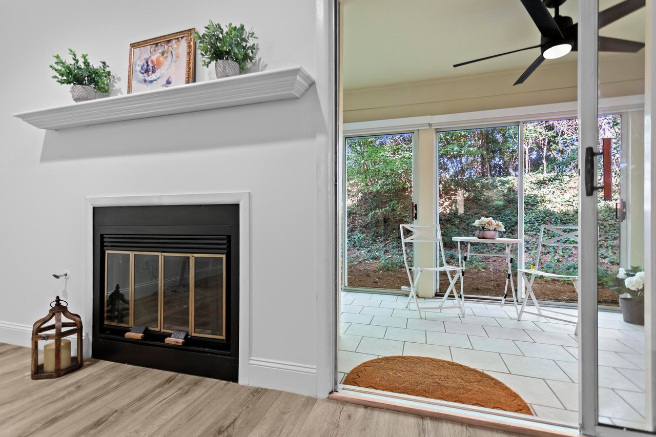 37 Muncy Court SE Update Condominium 