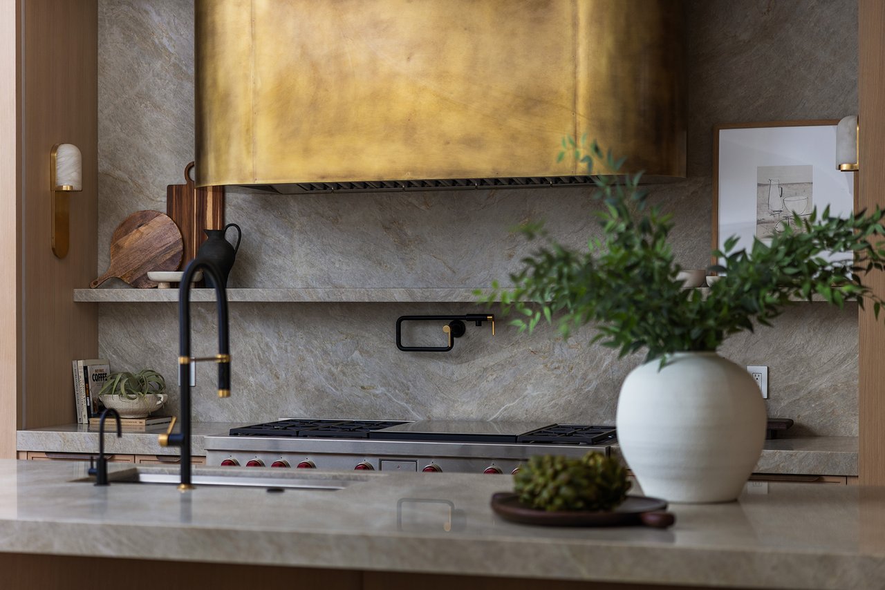 5717 E VIA LOS RANCHOS