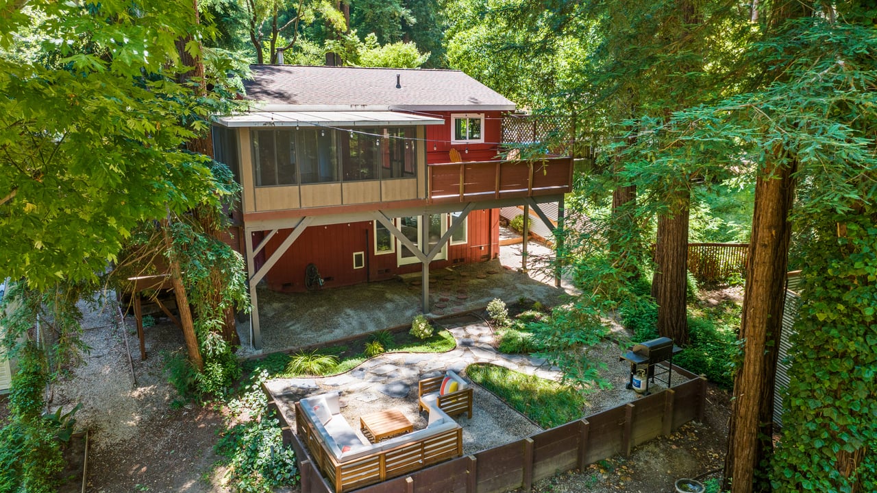 620 Knoll Way, Felton