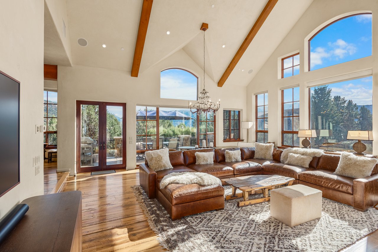 Tuscany-Inspired Estate with Panoramic Mt. Sopris Views