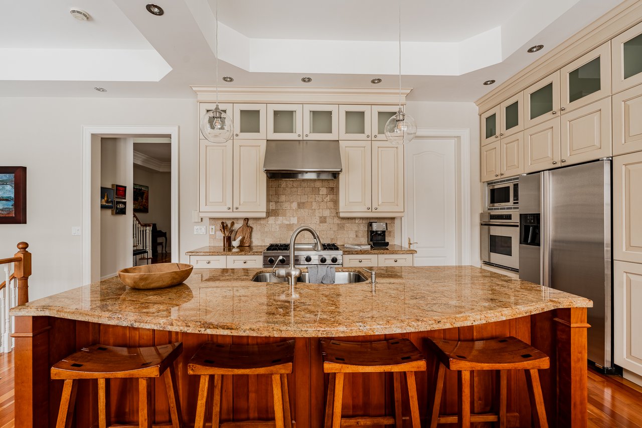 148 Balsam Ave