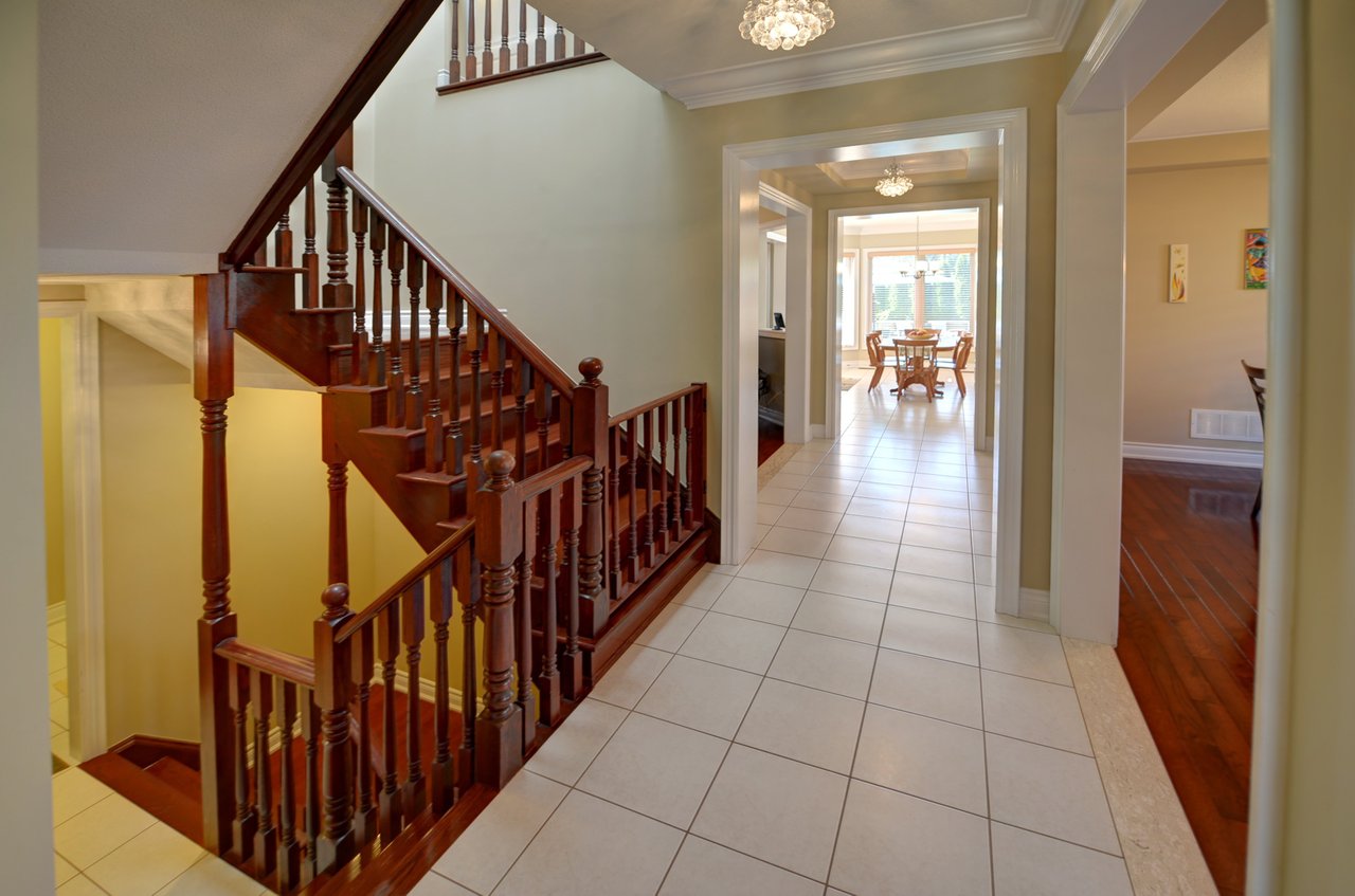 2316 Hall Manor Dr