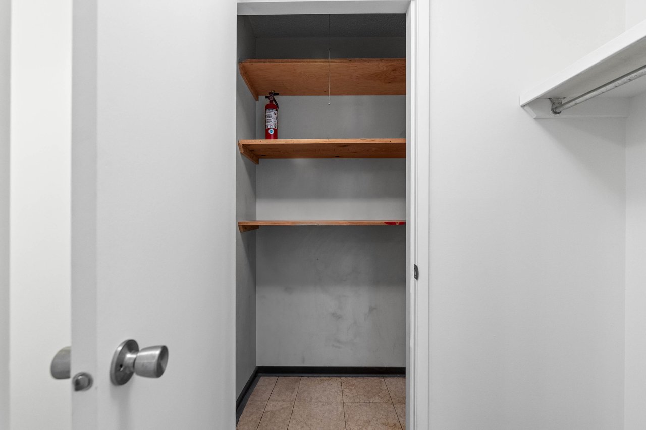 635 56 Avenue SW Unit: 206