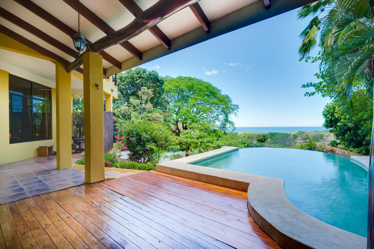 Casa Marazul | Ocean-View 5-Bedroom Home with Guest House & Infinity Pool near Playa Prieta
