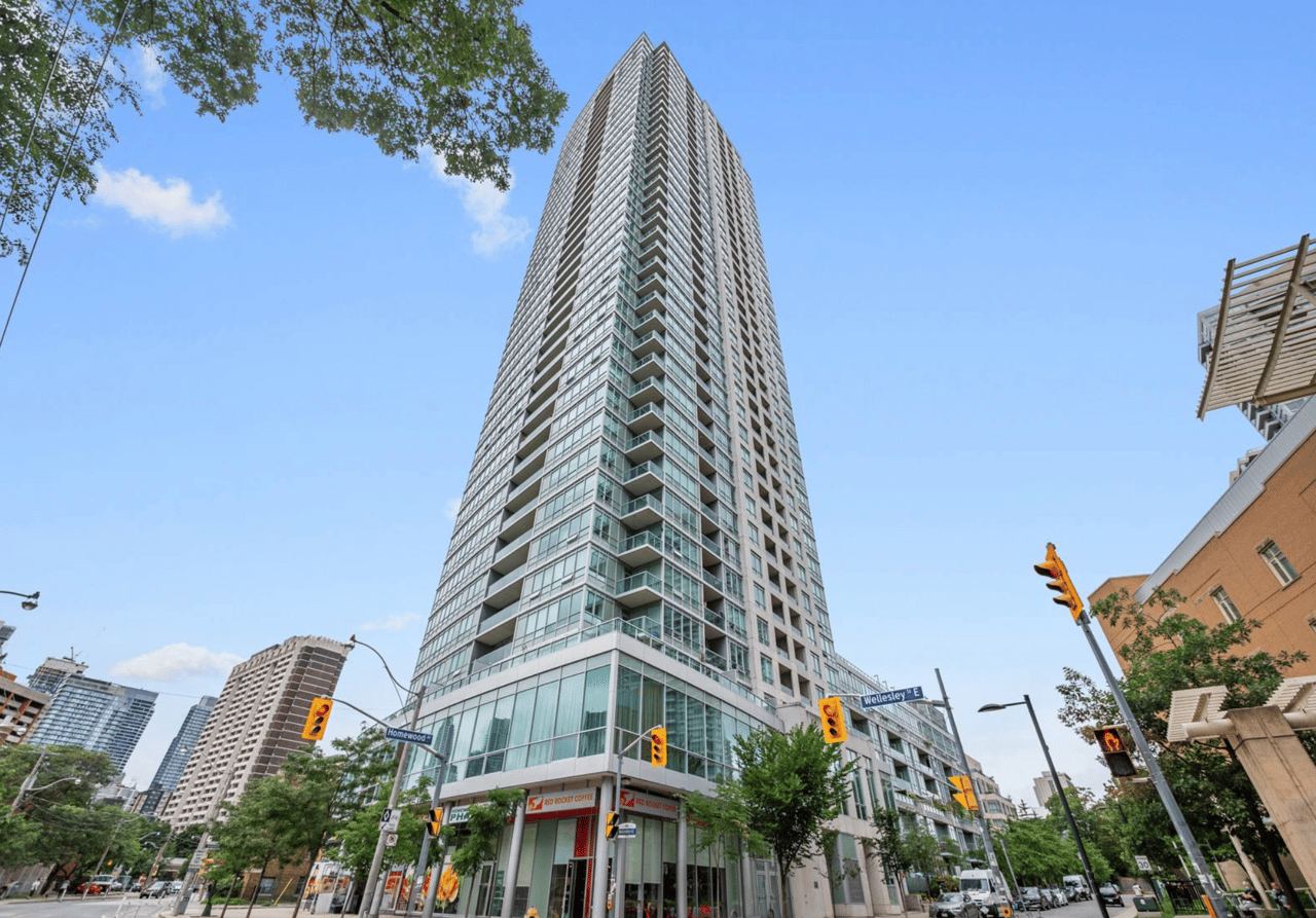 #306-120 Homewood Avenue