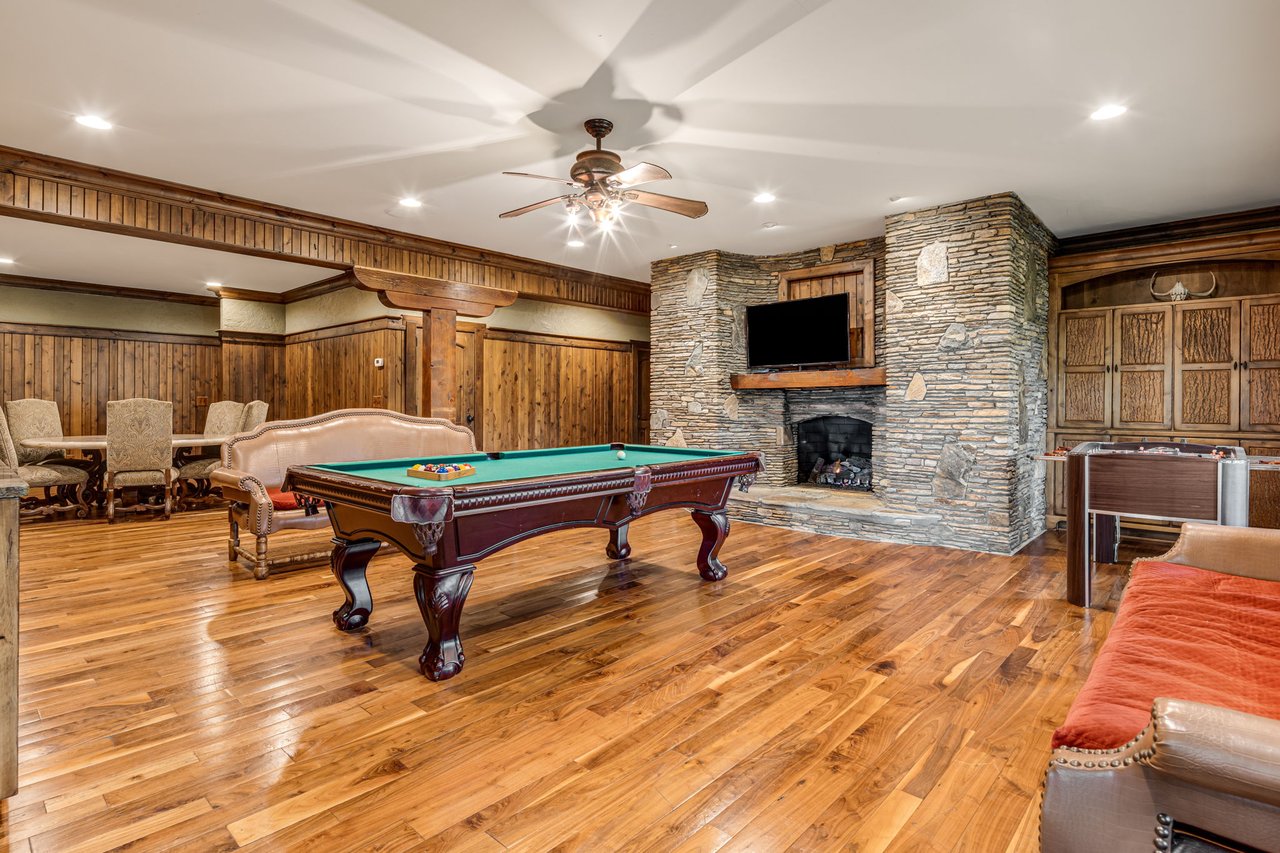 159 Adirondack Drive