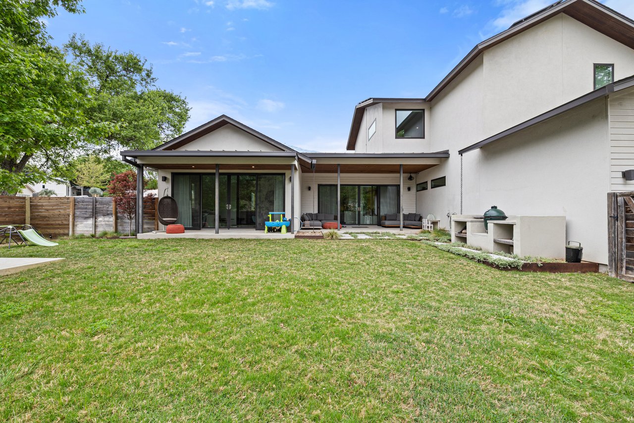 2500 Cedarview Drive