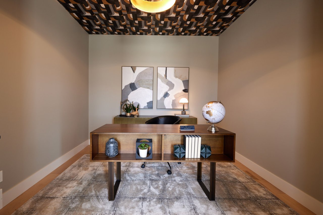 218 Aspen Summit Place SW