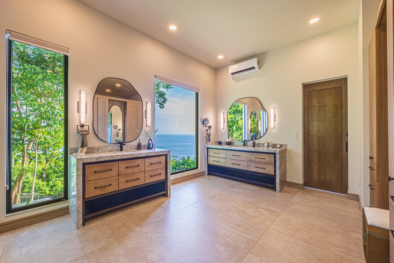 Luxury Estate in Escaleras - Incredible Ocean Views 5.5 Acres