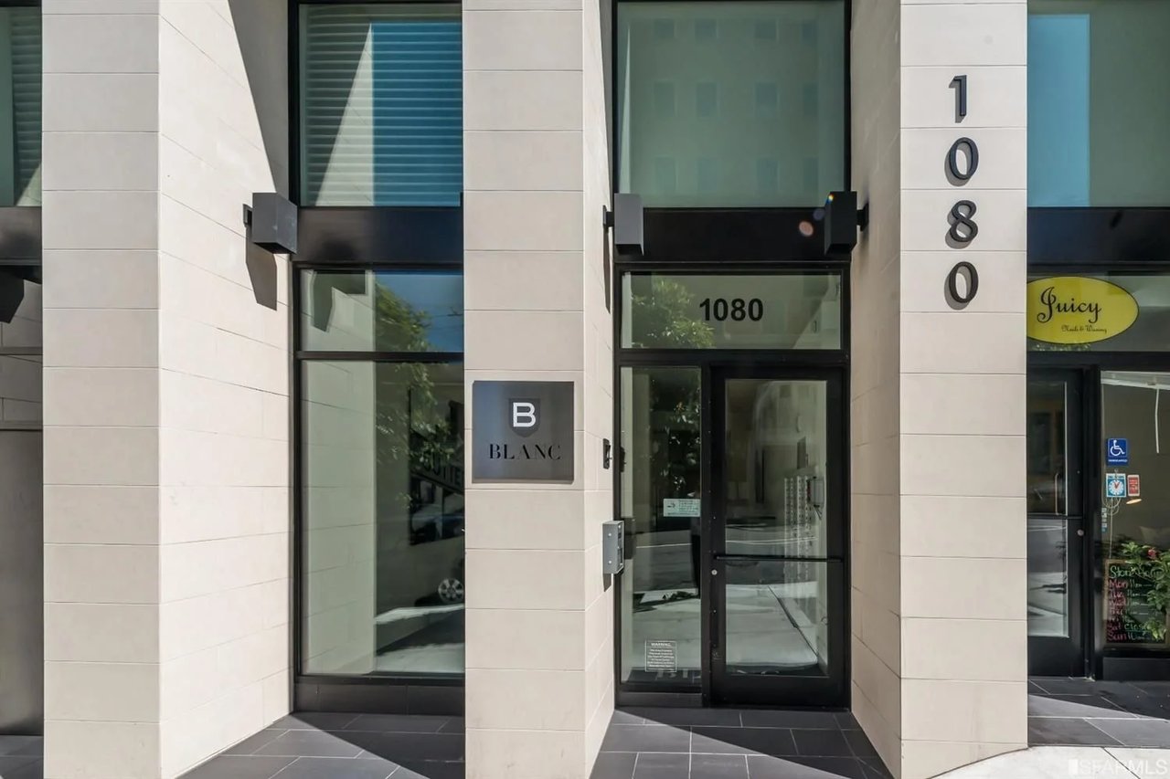 Blanc Condos