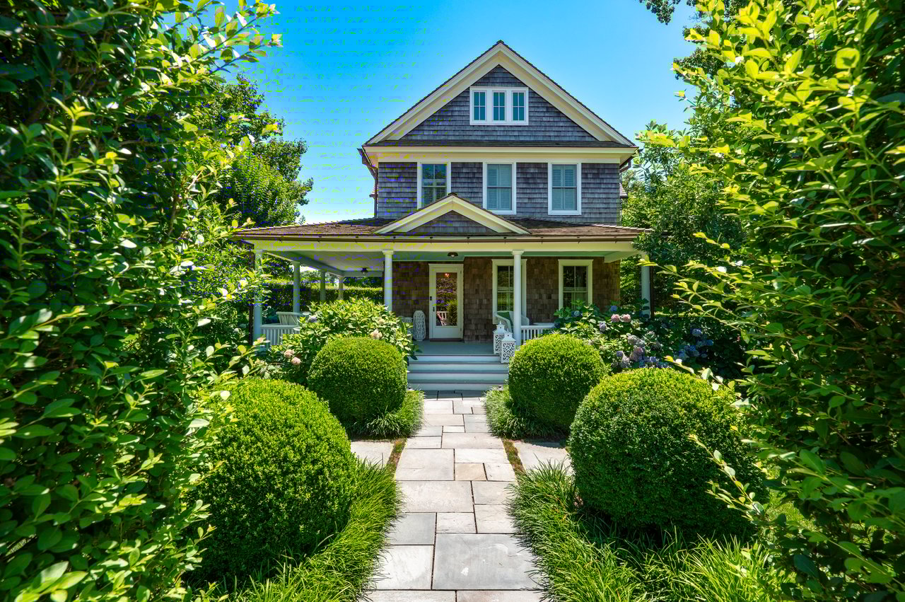 86 Pantigo Road