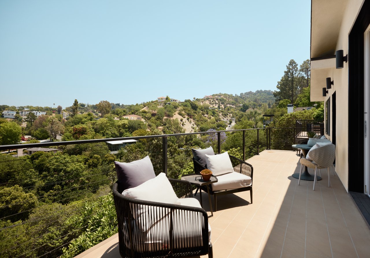 3916 Glenridge Dr, Sherman Oaks