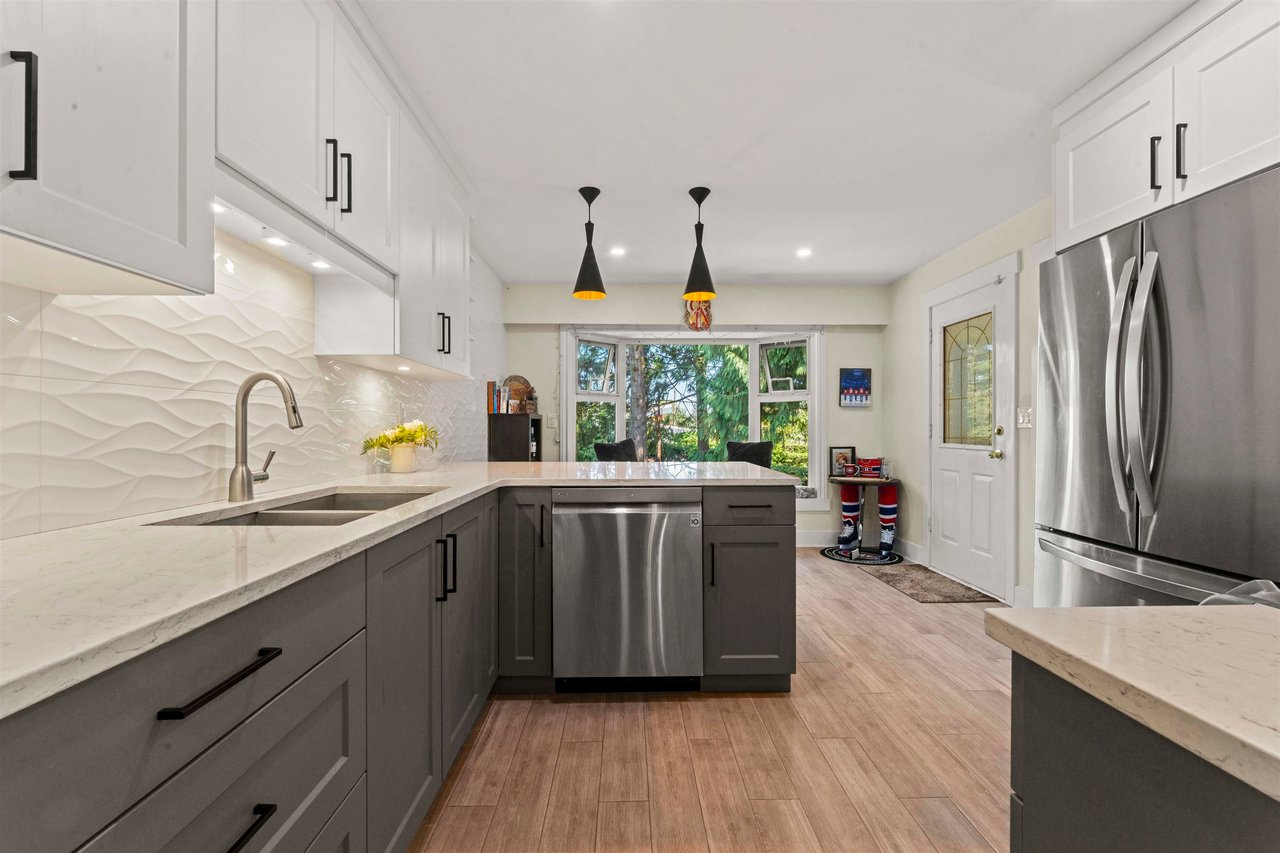 942 GARROW DR