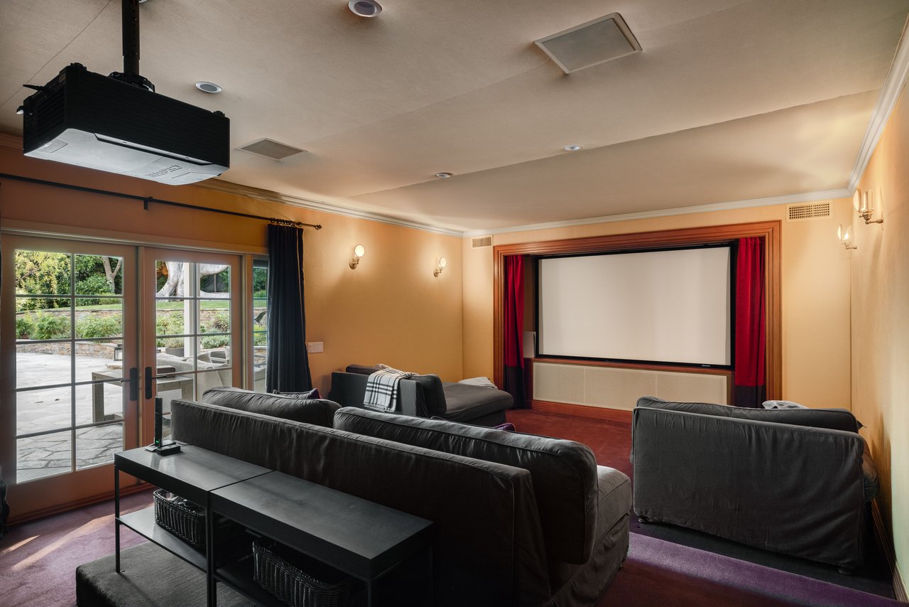 2423 Nottingham Avenue