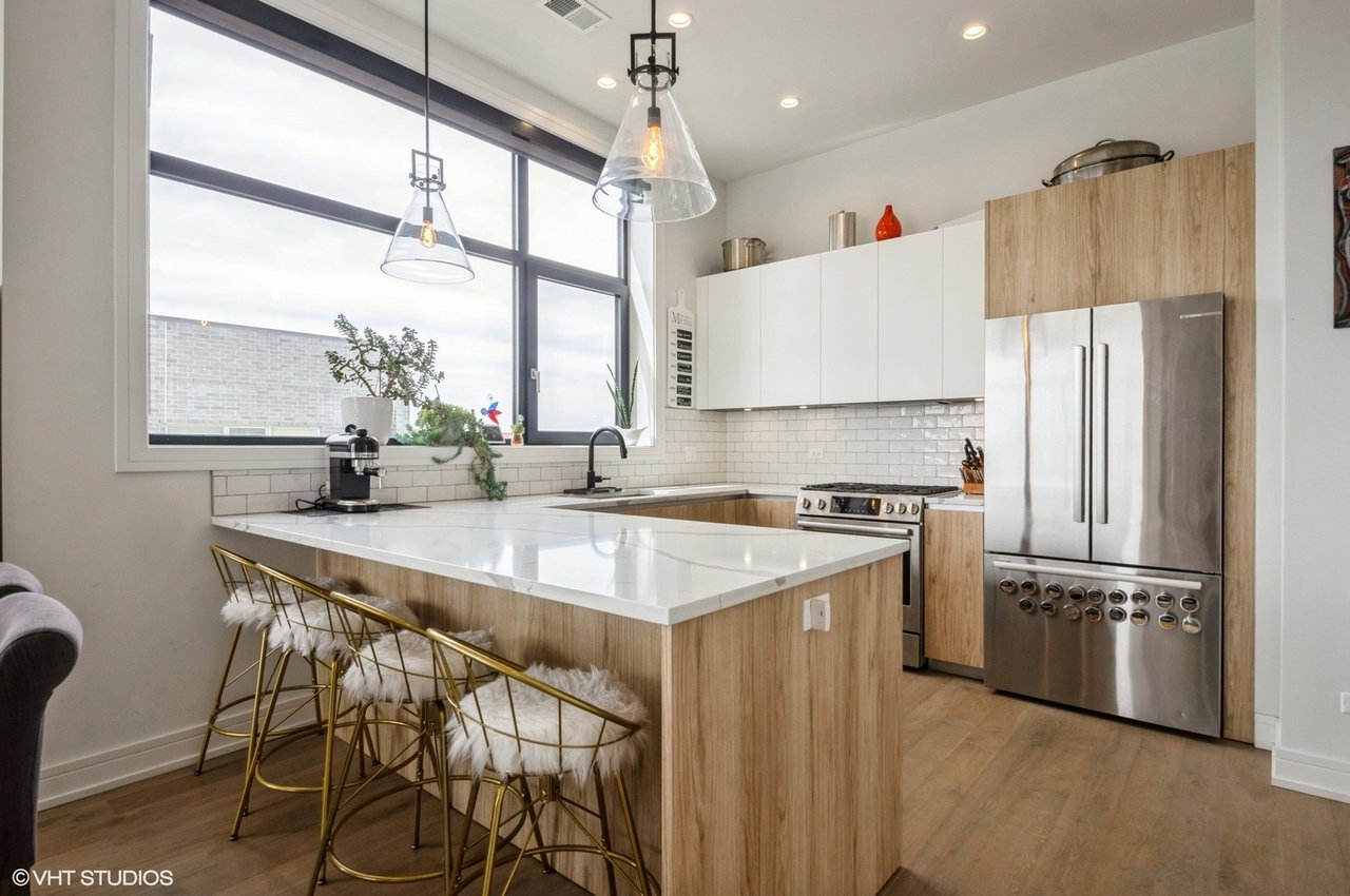  505 N Hermitage Avenue Unit: 4S