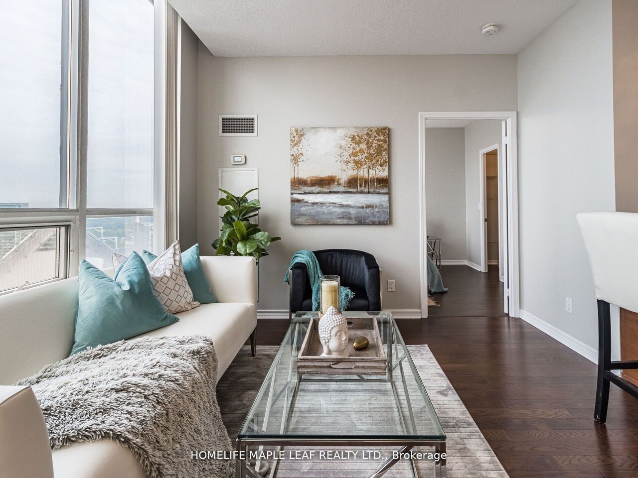 LAKESHORE PENTHOUSE