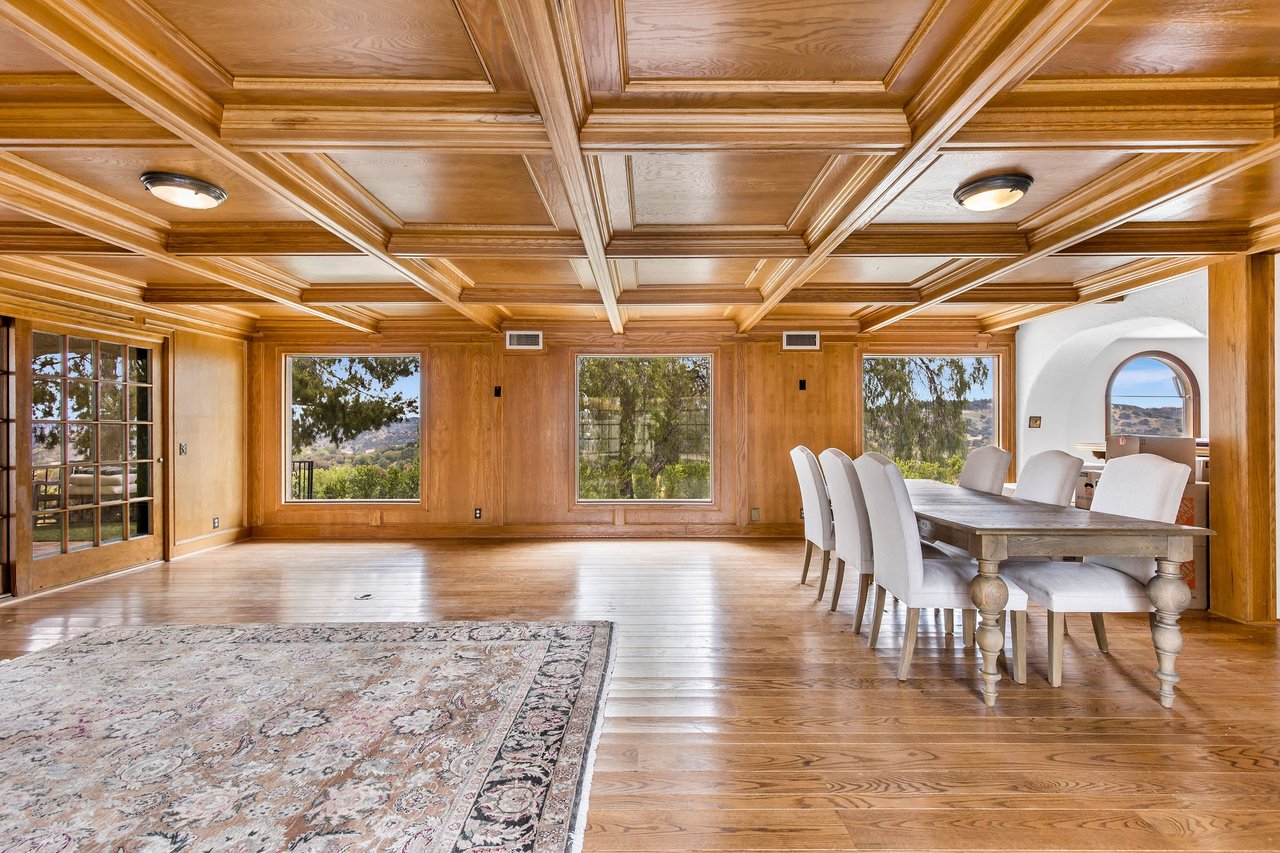 24820 Jacob Hamblin Rd