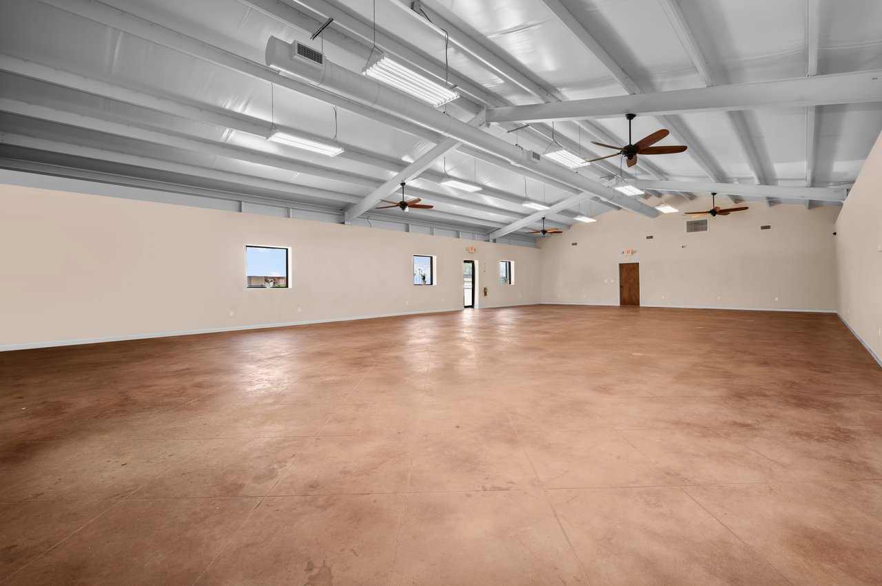 126 W Cedar Bayou Lynchburg Rd