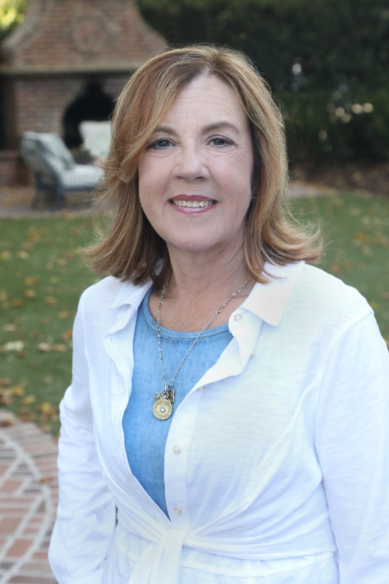 Elizabeth  Breen