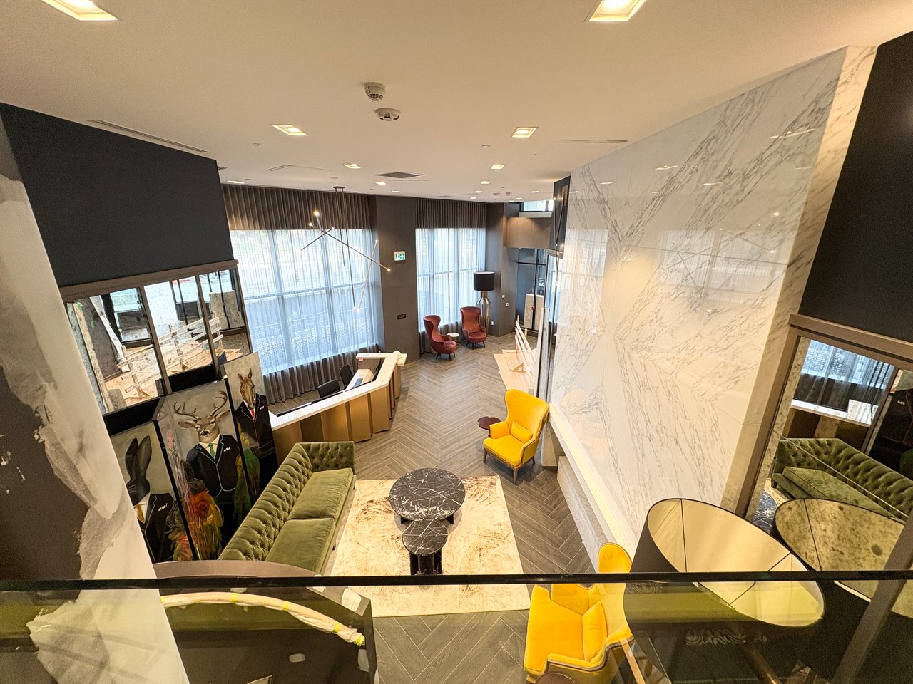 395 Dundas Street W Unit: 223