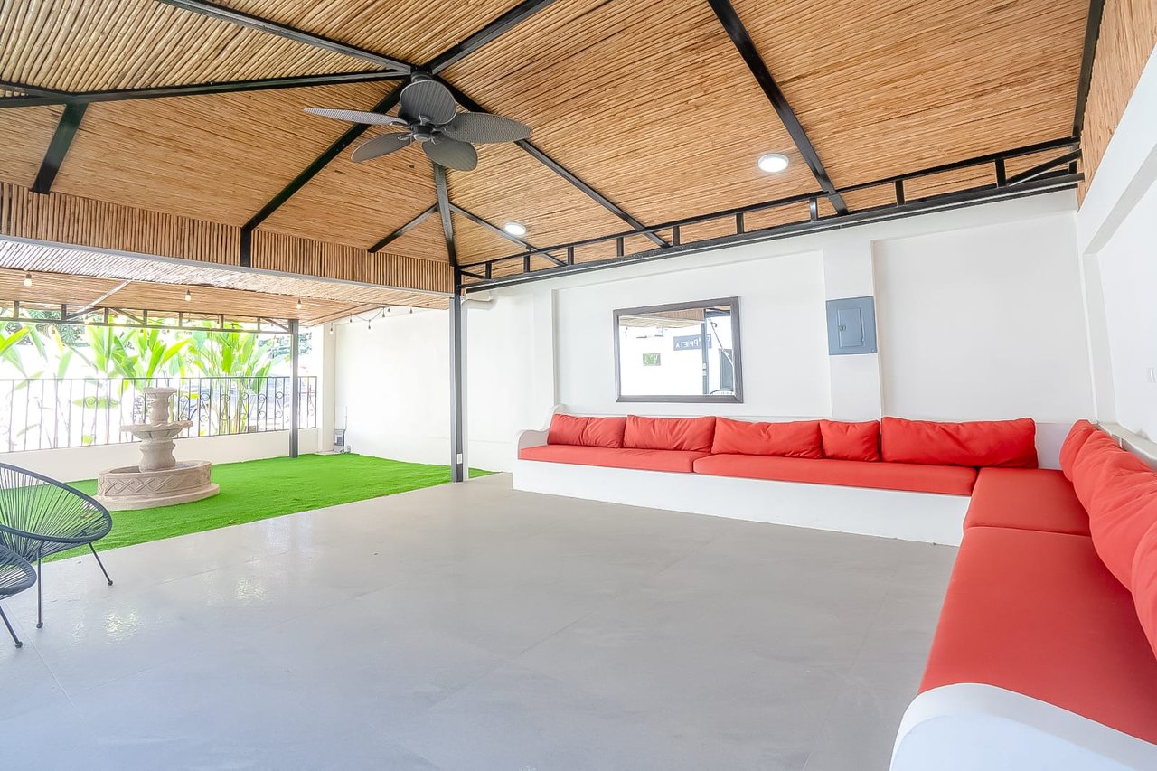 Casa Daniel | Modern Remodeled Duplex Just 500m from the Beach in Playa Potrero!