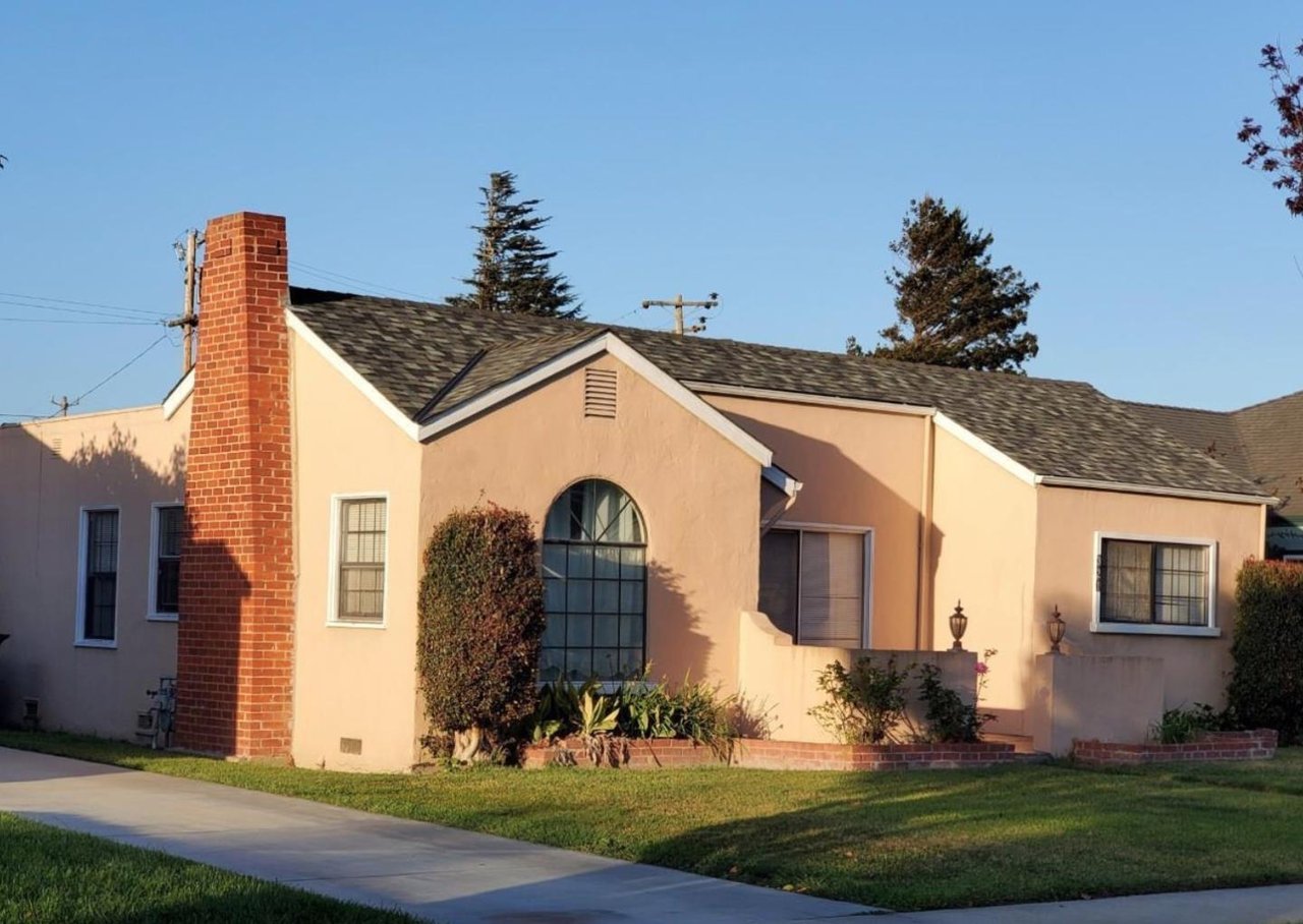 321 Hawthorne Street