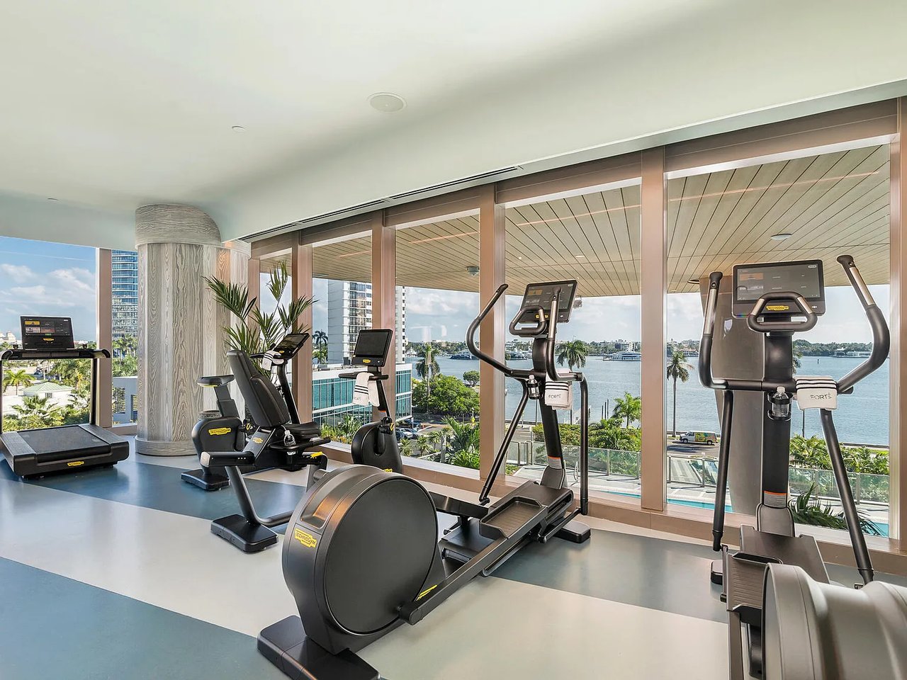 1333 S Flagler Dr #2302