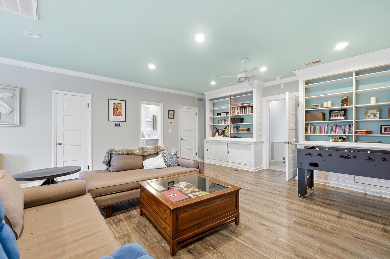 4009 Beechwood Avenue, Cincinnati, OH 45229 