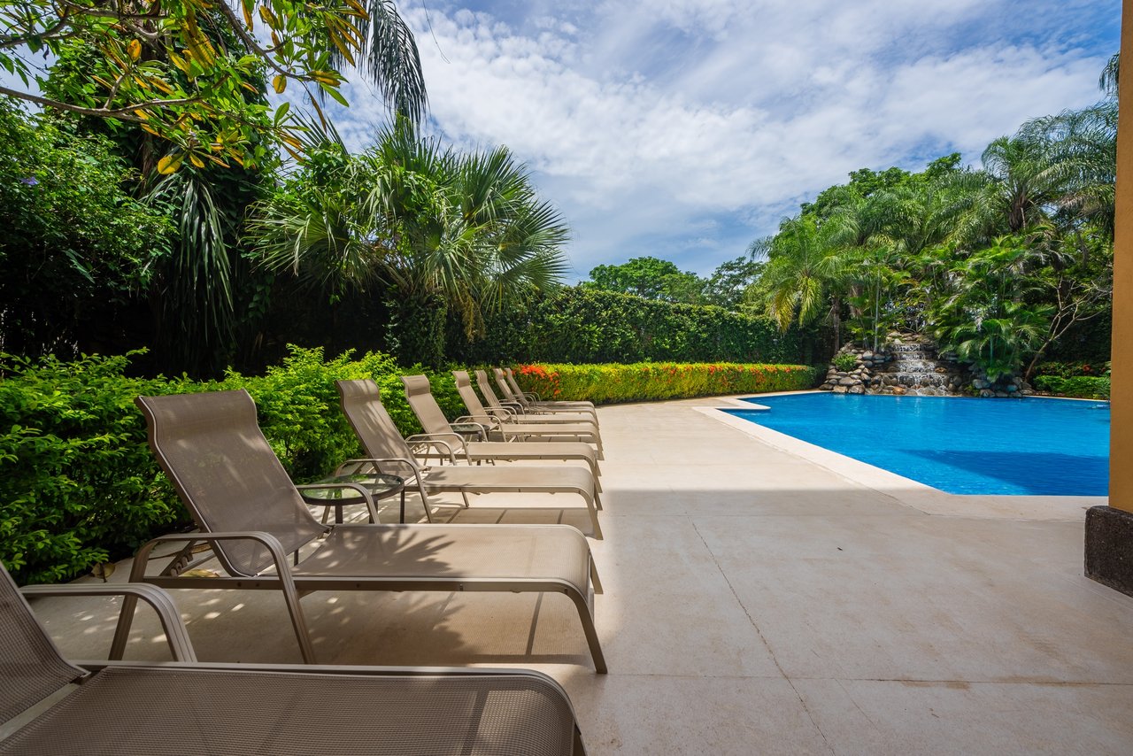 Naxos #8 | Modern Ocean-View Residence Steps from Playa Langosta