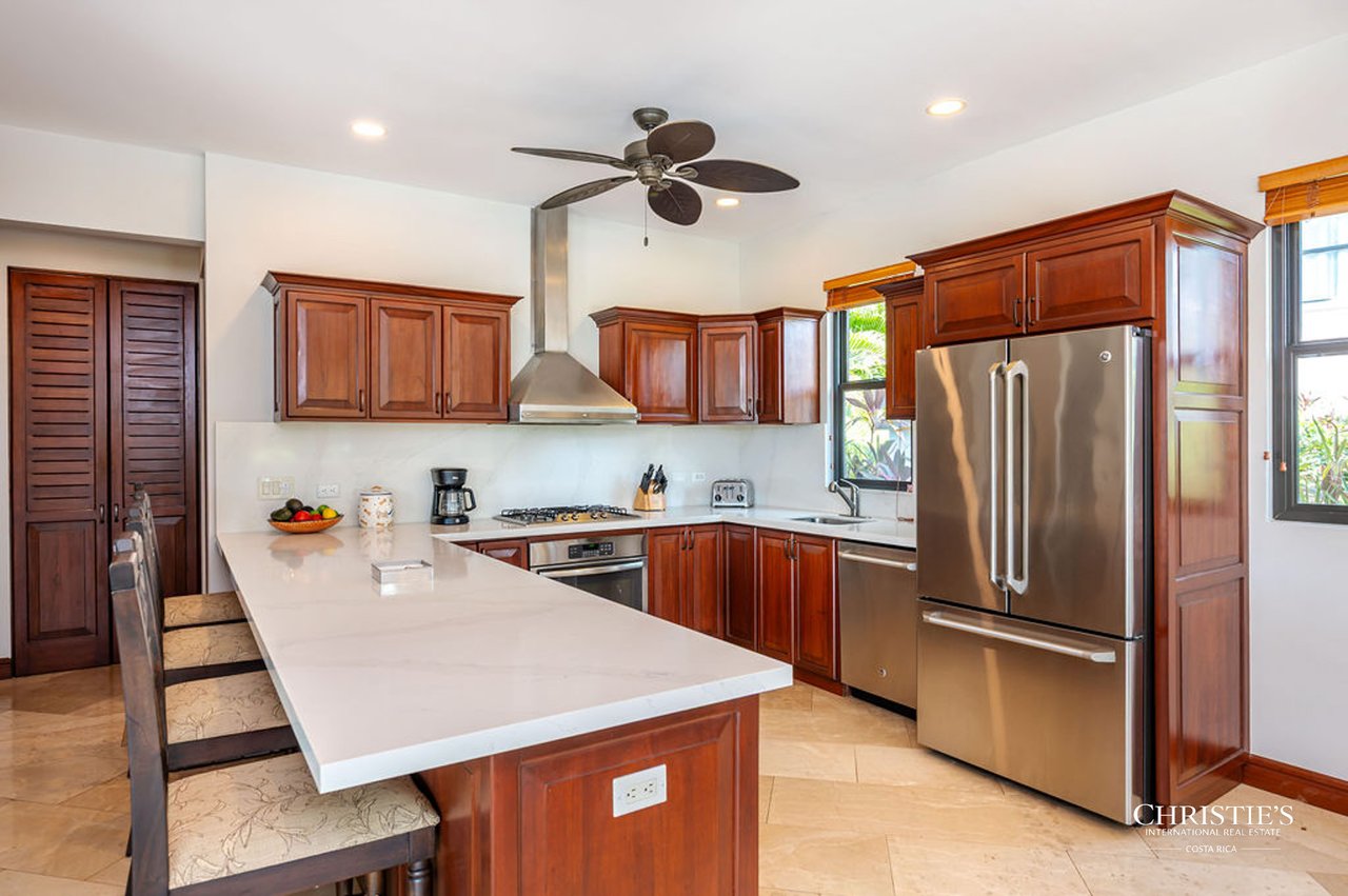 Casa Buena Vista | Timeless Elegance in Hacienda Pinilla 
